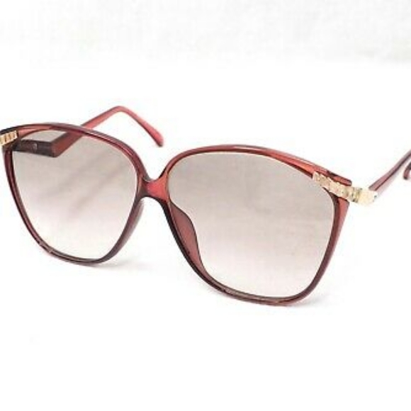 Dior Accessories - 😎Vintage 1970's Christian Dior Sunglasses 😎